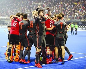 Dutch shoot out Aus  hat-trick hopes