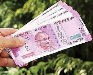 FBIL sets rupee reference rate at 71.9009 against dollar