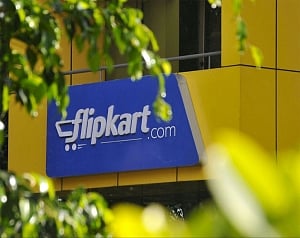 Flipkart aims over 30% phone sales this festive season