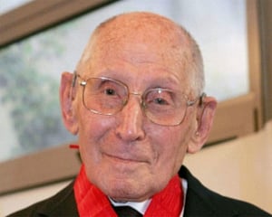 French hero who saved hundreds of Jewish children dies aged 108