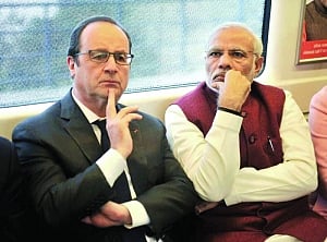 Hollande claim gives Rafale deal new twist