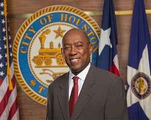 Houston mayor leads trade delegation to India