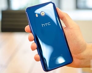 HTC not leaving smartphone business: Report