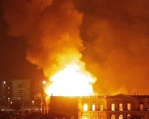 Huge fire ravages 600 homes in Brazil's Amazon