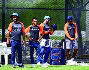 india begin title defence