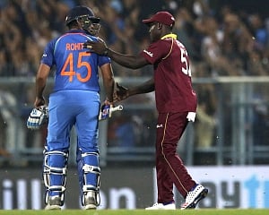 India win toss, elect to bat against West Indies