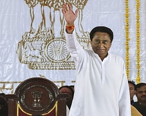Kamal Nath waives farmers' loans soon after taking over MP's rein
