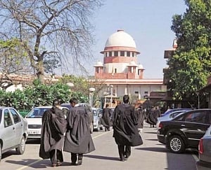 Koregaon-Bhima violence: Rights activists to remain under house arrest till Sep 12, says SC