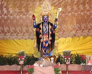 Like Sabarimala, this Kolkata Kali Puja prevents women's entry