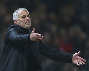 Manchester United lose patience and sack Mourinho