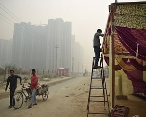 Maximum temperature drops in Delhi