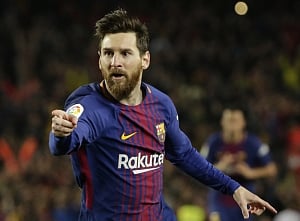 Messi stars as Barcelona beat Espanyol