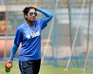 Mithali was "aloof, difficult to handle": Powar tells BCCI committee