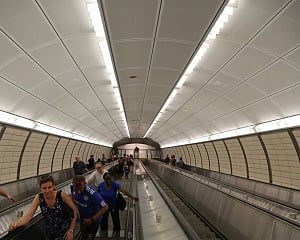 More than 20 injured in Rome escalator collapse