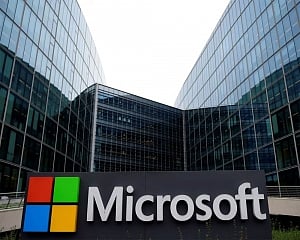 New Microsoft app evaluates facial expressions against emojis