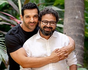 Nikkhil Advani to direct John Abraham in "1911"