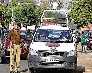 Noida Police busts fake call centre duping Canadians
