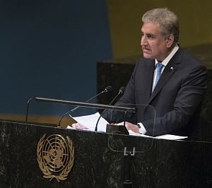 Pak foreign minister seeks US role for talks with India