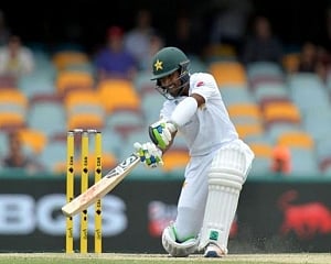 Pakistan progress to 329-4 in first Test