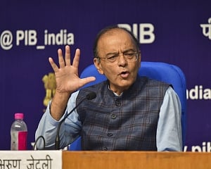 Petrol, diesel prices cut by Rs 2.50 after excise reduction; oil cos absorbing Re 1