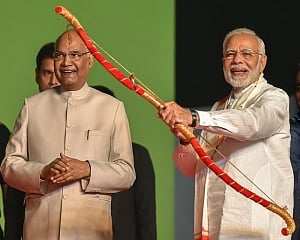 PM, President attend Dussehra celebrations