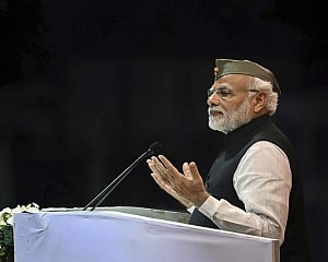 PM Modi congratulates Sheikh Hasina on electoral victory