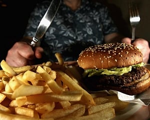 Poor diets threaten health more than malaria, tuberculosis, measles: UN report