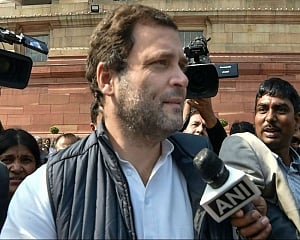 Potential CM candidates in Rajasthan, MP arrive in Delhi to meet Congress chief