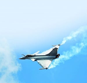RaGa’s Rafale claims are ignoramus-like: Jaitley