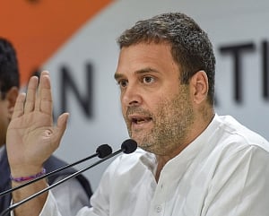 Rahul urges RBI Governor to stand up to government pressure