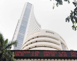 RIL goes past TCS to become most valued firm by m-cap