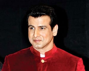 Ronit Roy honoured to be part of 'Thugs Of Hindostan'