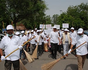 Sanitation coverage in rural India reached 92% under Swachh Bharat Mission: Govt