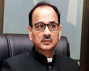 SC reserves order on CBI Director's plea against Centre's decision to divest him of powers