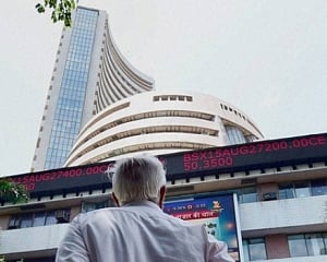 Sensex soars 453 pts, Nifty reclaims 10,800-mark on F&O expiry, rupee rally
