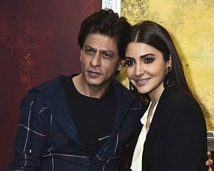 SRK is most giving actor I've worked with: Anushka Sharma