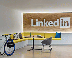 Technology jobs are fastest growing for Indian professionals: LinkedIn