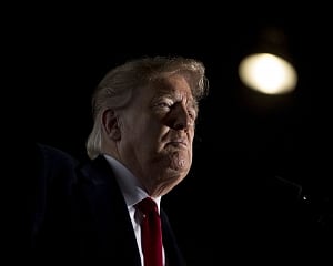 Trump: End birthright citizenship for some US-born babies
