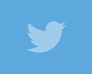 Twitter considers removing 'Like' button but not so soon