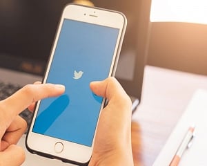 Twitter kills ability to create 'Moments' on mobile