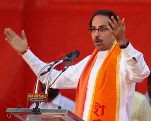 Uddhav Thackeray arrives in Ayodhya