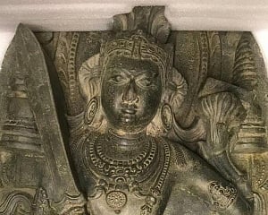 US repatriates two antique statues stolen from India