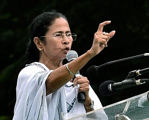 West Bengal to cut petrol, diesel prices by 1 rupee per litre