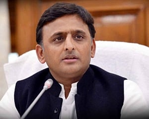 'Jungle-raj' prevailing in Uttar Pradesh, wake up state govt: Akhilesh to Governor