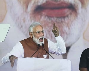'Sarab' and 'sharab': Modi gets flak from SP, Cong for using liquor analogy to attack oppn