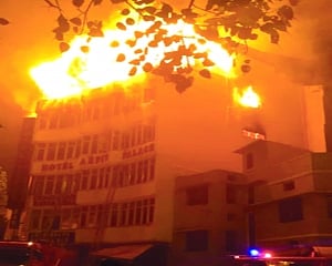 17 die in Karol Bagh hotel inferno
