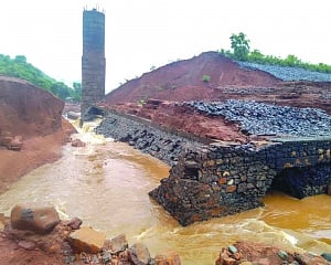 23 dead as dam breach floods Ratnagiri villages