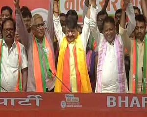 3 MLAs, over 60 councillors from Bengal join BJP; more to come