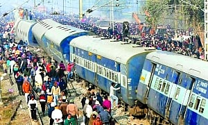 7 killed as Seemanchal Exp jumps broken rails
