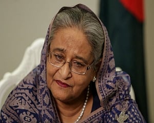 9 get death sentence, 25 life term for attacking train carrying B'desh PM Hasina in 1994